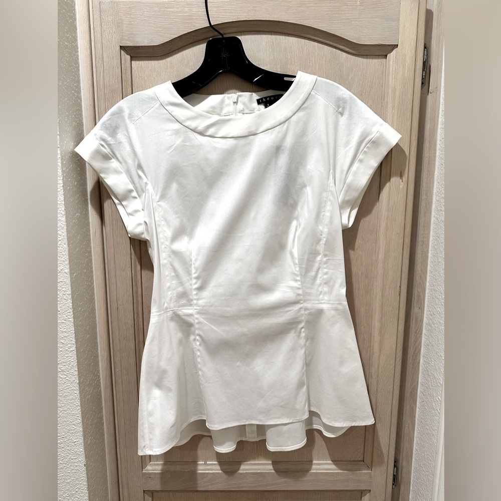 Theory Peplum Top Size Small NWT